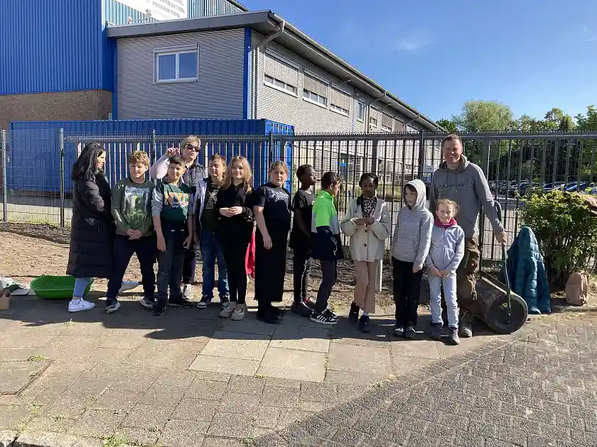 Grundschüler, Grundschule Auf den Heuen, Gewerbegebiet Riedemann-Reiher-Straße, Biodiverse Cities