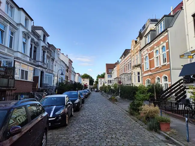 Blick in die Wielandstraße in Bremen, in der die Klimainitiative Klimaanpassung betreiben möchte.